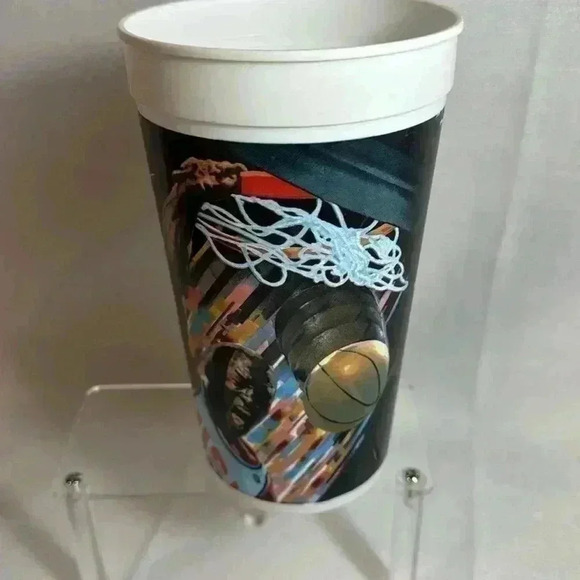 Michael Jordan 1992 USA Basketball McDonald's Collector's Cup #5 of 10‎ - Picture 2 of 8
